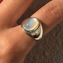 Load image into Gallery viewer, 925 Sterling Silver Ring - sparkle-resell