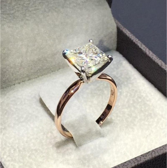 Classic Engagement Ring - sparkle-resell